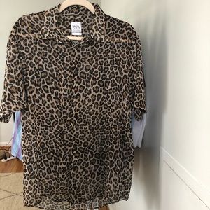 Funky Zara Shortsleeve sheer cheetah button up top